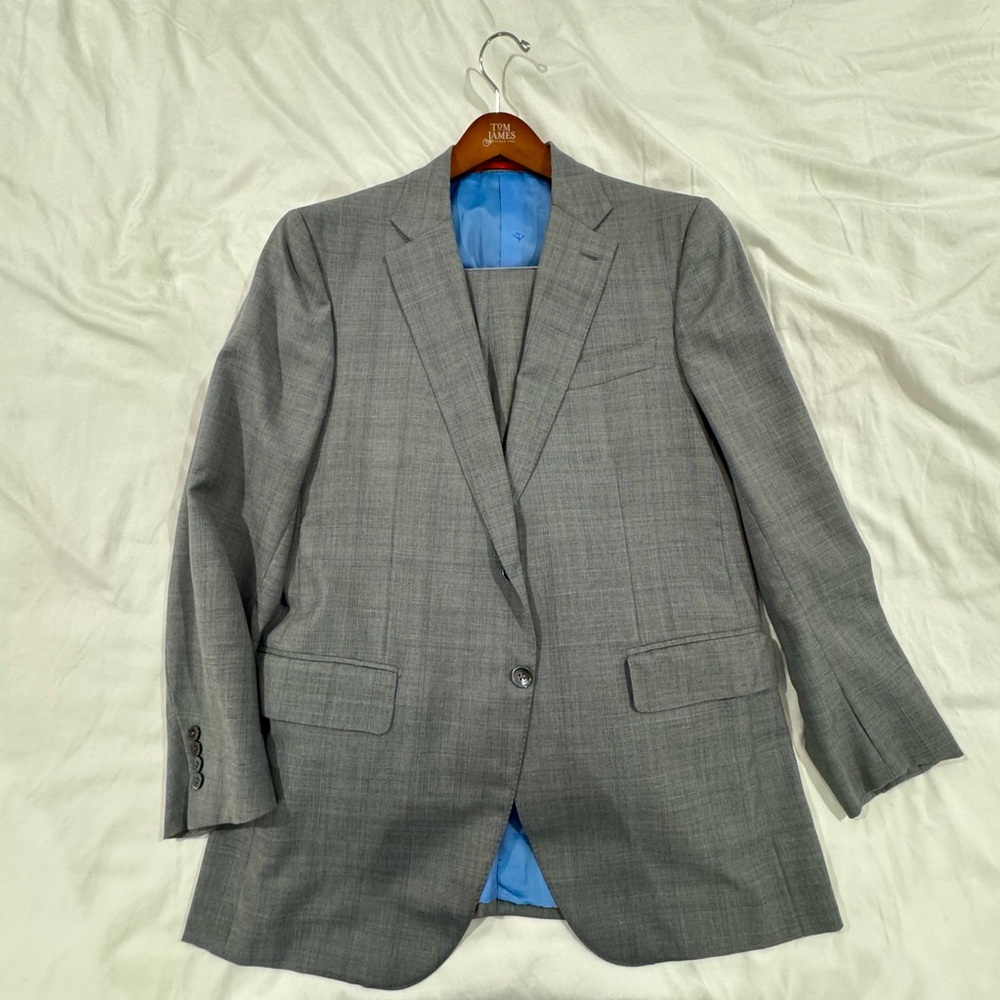 Men's ISAIA Gray Suit